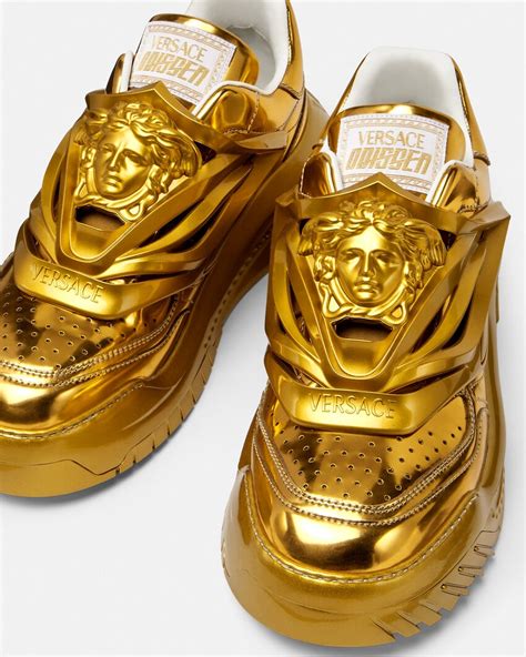 2 000 usd versace sneakers 2018.com|Buy and Sell Versace Sneakers .